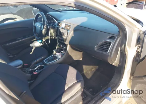 2013 Chrysler 200 Lx from USA, damaged, VIN 1C3CCBAB4DN671541